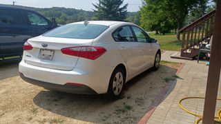 2016 Kia Forte LX - Exterior Rear Right Corner Image